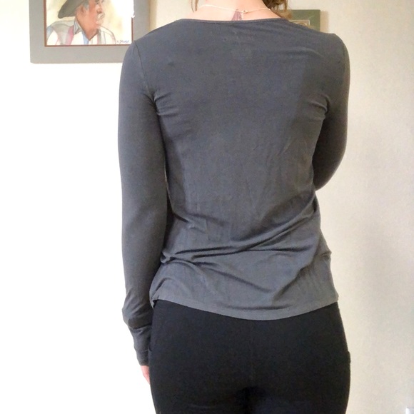 American Eagle Outfitters Gray Long Sleeve Shirt XS - Picture 3 of 8